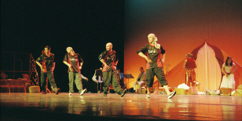 08-spectacle.jpg